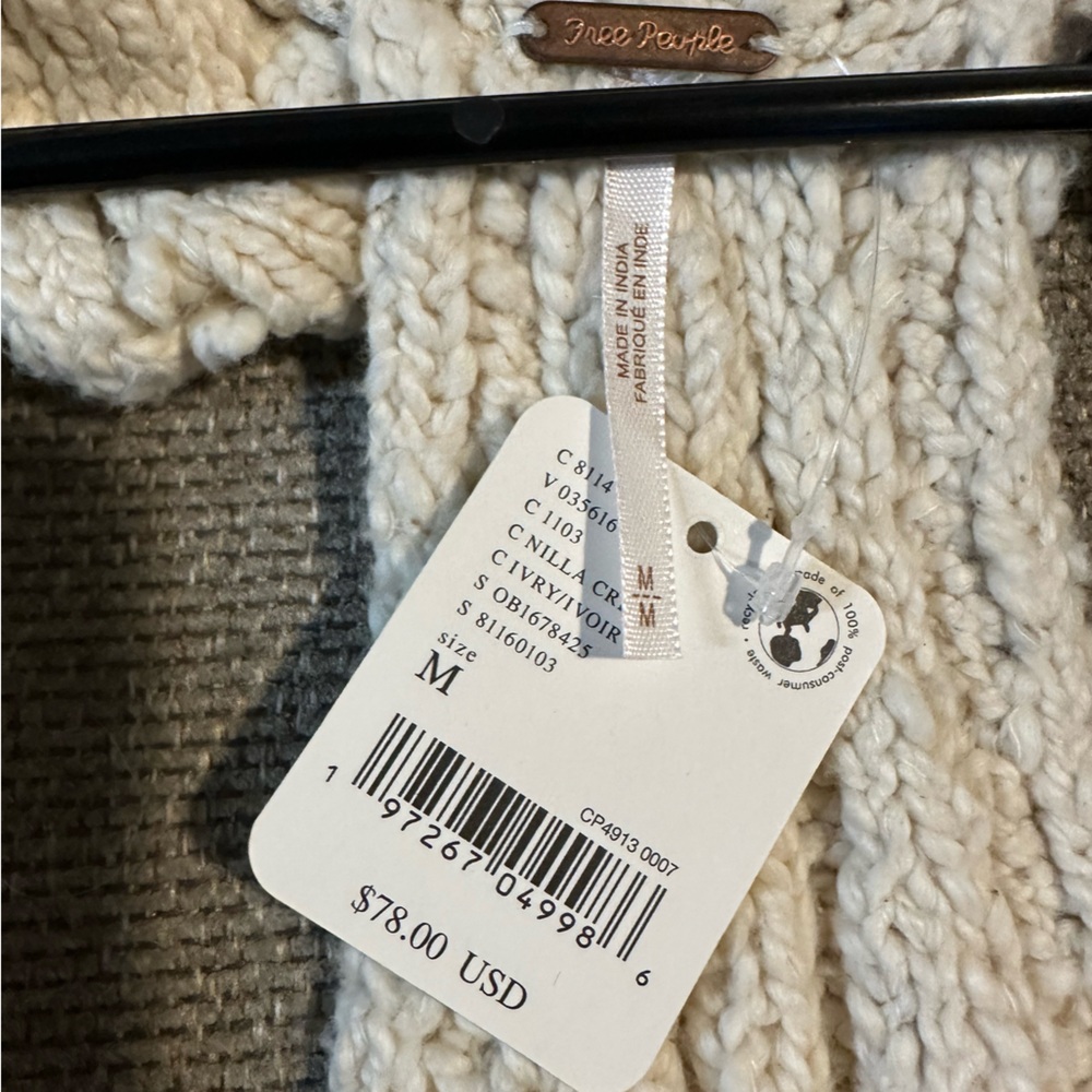 Brand new Free People knit top - Picture 2 of 4